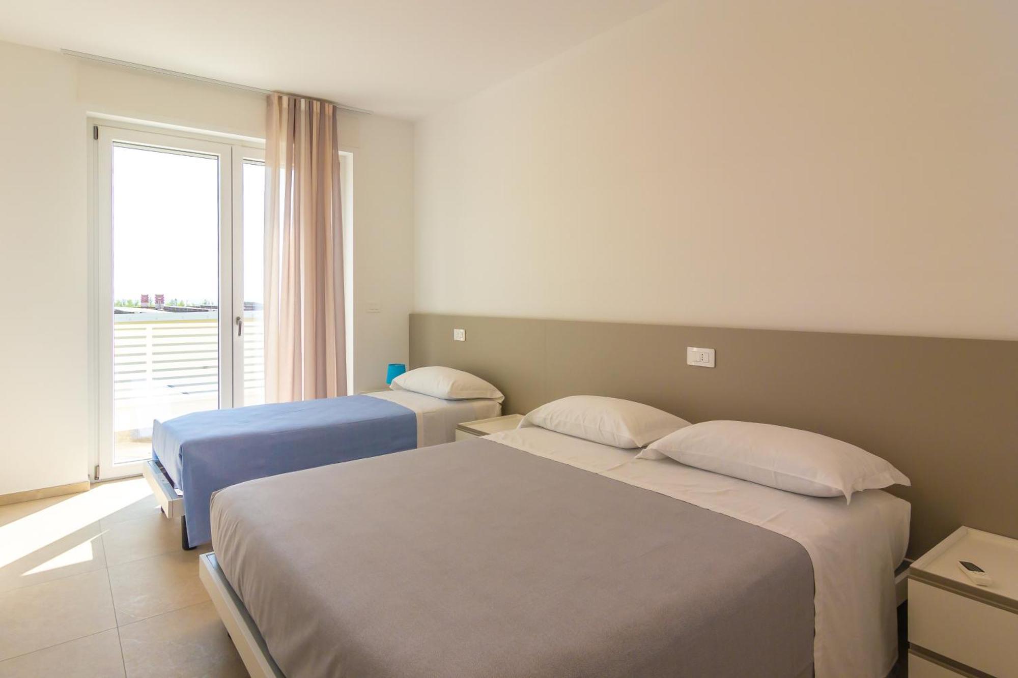Residence Il Triangolo Roseto Degli Abruzzi Esterno foto